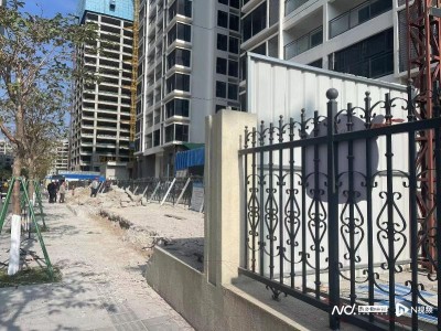 凤山前围墙被拆掉开发商拆掉围墙封闭式小区变开放式