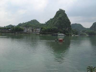 桂林叠彩区和临桂区，你们觉得呢？